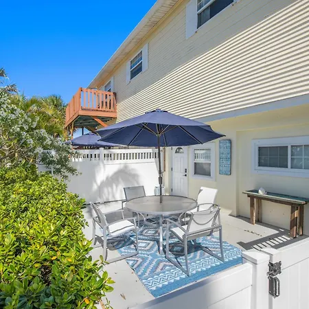 Condo - 2 Min Walk To Beach Melbourne Beach Exterior photo
